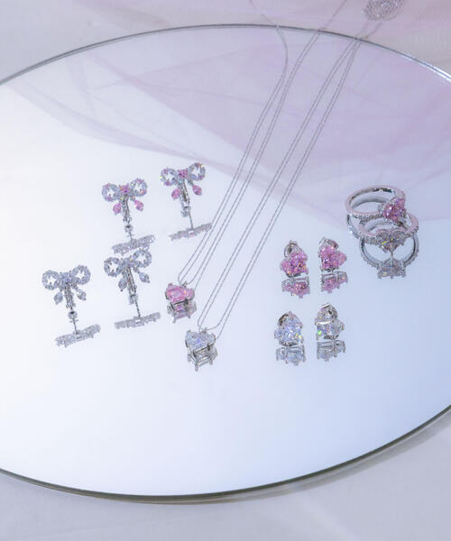 JILL by JILL STUART（ジルバイジルスチュアート）の「◇Cubic ハートピアス（ピアス（両耳用）・レディース・シルバー/ピンク・FREE）」の17枚目の写真