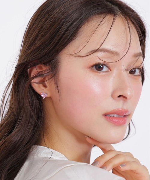 JILL by JILL STUART（ジルバイジルスチュアート）の「◇Cubic ハートピアス（ピアス（両耳用）・レディース・シルバー/ピンク・FREE）」の6枚目の写真