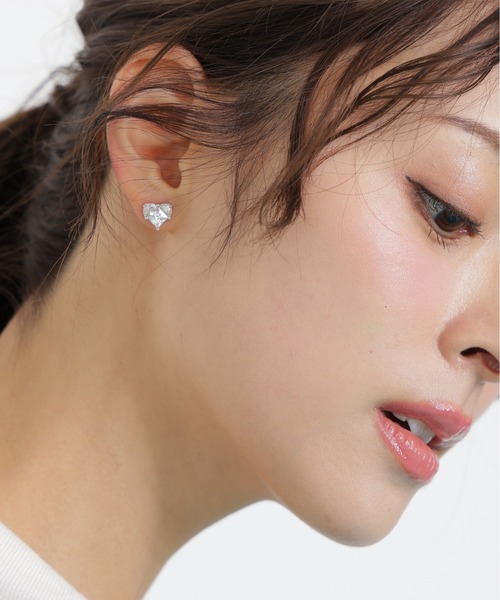 JILL by JILL STUART（ジルバイジルスチュアート）の「◇Cubic ハートピアス（ピアス（両耳用）・レディース・シルバー/ピンク・FREE）」の9枚目の写真