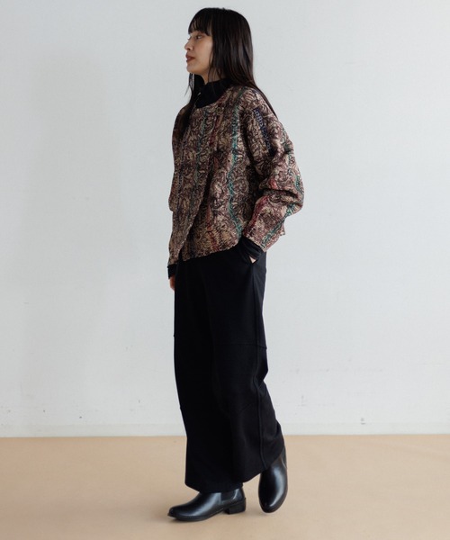 AMERICAN RAG CIE（アメリカンラグシー）の「LEIN Kanthaブロックプリントダブルジャケット（ノーカラージャケット・レディース・ブラウン/ピンク・FREE）」の6枚目の写真