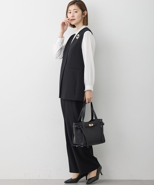 23区 S(ニジュウサンクチイサイサイズ)の「トリアセダブルジョーゼット ジレ(その他アウター・レディース・ブラック系/ネイビー系/ベージュ系・32)」の6枚目の写真