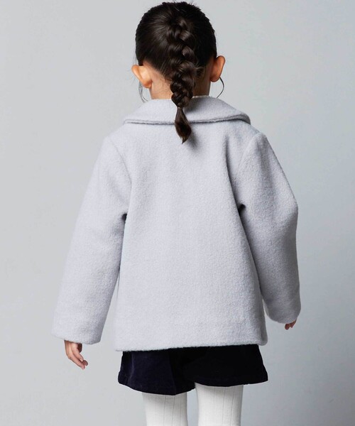 BeBe（ベベ）の「丸襟ボアショートコート（ステンカラーコート・キッズ・オフホワイト/ブルー・150cm/140cm/100cm/120cm/110cm/130cm）」の6枚目の写真