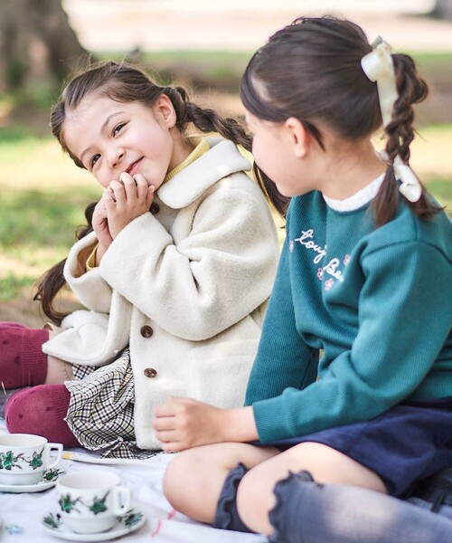 BeBe（ベベ）の「丸襟ボアショートコート（ステンカラーコート・キッズ・オフホワイト/ブルー・150cm/140cm/100cm/120cm/110cm/130cm）」の9枚目の写真