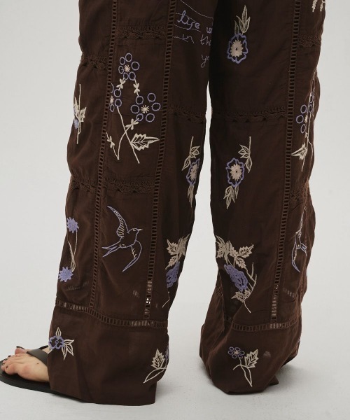 TODAYFUL（トゥデイフル）の「TODAYFUL　Embroidery Patchwork Trousers エンブロイダリーパッチワークトラウザーズ/12610719（その他パンツ・レディース・キナリ/バーガンディー・36）」の12枚目の写真
