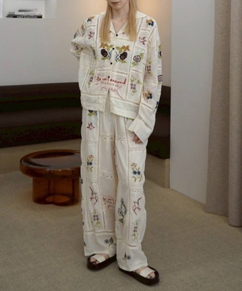 TODAYFUL（トゥデイフル）の「TODAYFUL　Embroidery Patchwork Trousers エンブロイダリーパッチワークトラウザーズ/12610719（その他パンツ・レディース・キナリ/バーガンディー・36）」の4枚目の写真