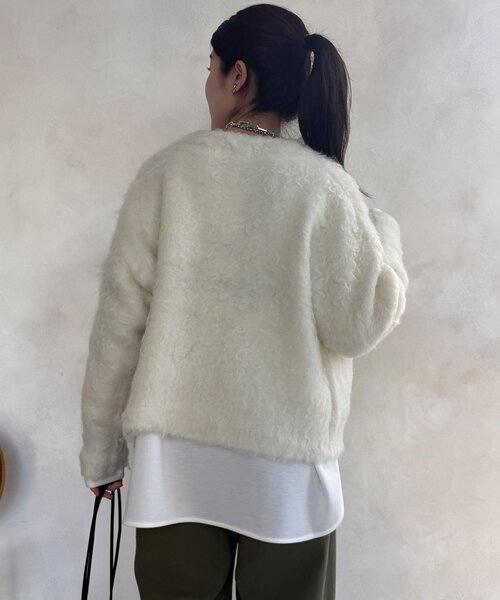 DouDou（ドゥドゥ）の「【WEB限定】ロングシャギーカーディガン（カーディガン/ボレロ・レディース・イエロー/チャコールグレー/ベージュ/アイボリー・FREE）」の13枚目の写真