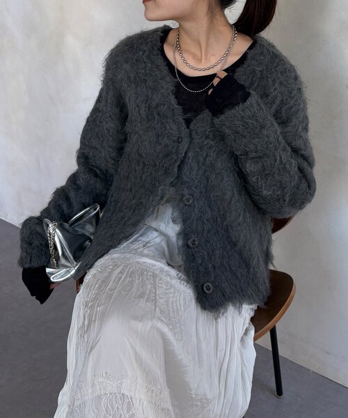 DouDou（ドゥドゥ）の「【WEB限定】ロングシャギーカーディガン（カーディガン/ボレロ・レディース・イエロー/チャコールグレー/ベージュ/アイボリー・FREE）」の20枚目の写真