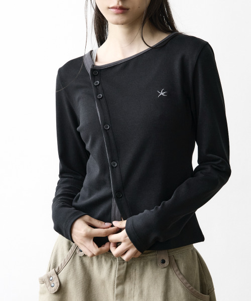 THECOLDESTMOMENT（ザコールデストモーメント）の「TCM twist button long sleeve (black)（Tシャツ/カットソー・レディース・その他・SMALL/MEDIUM）」の6枚目の写真