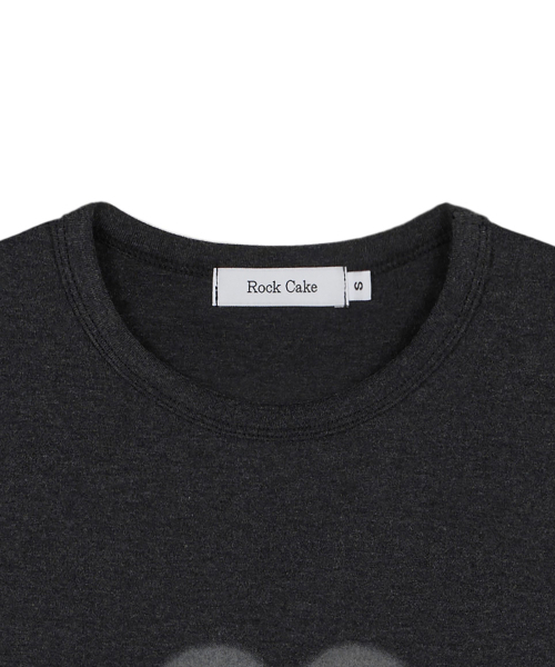 ROCKCAKE(ロックケーキ)の「Heart Graphic Logo Top - Charcoal(Tシャツ/カットソー・レディース・その他・SMALL)」の5枚目の写真
