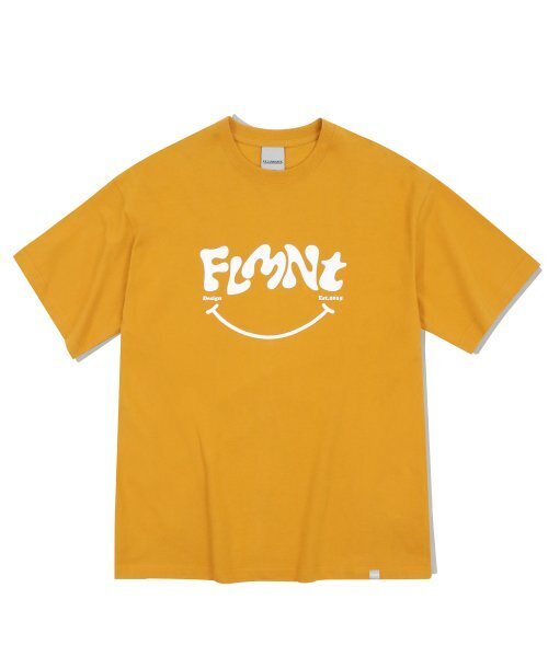 F.ILLUMINATE(フィルミネイト)の「オーバーサイズビームロゴTシャツ-マスタード(Tシャツ/カットソー・レディース・その他・X-LARGE/MEDIUM/LARGE)」の1枚目の写真