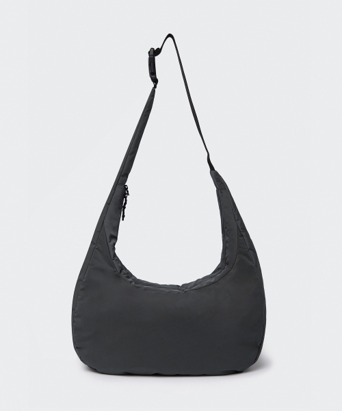 MUSINSA STANDARD（ムシンサスタンダード）の「ソフトシェルホボクロスバッグ[グレー]（メッセンジャーバッグ・レディース・その他・FREE）」の7枚目の写真