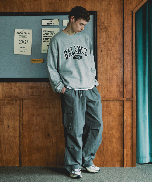 NODU（ノードユー）の「バランスレタリングマンツーマンTシャツ[グレー]（スウェット・メンズ・その他・MEDIUM/LARGE）」の2枚目の写真