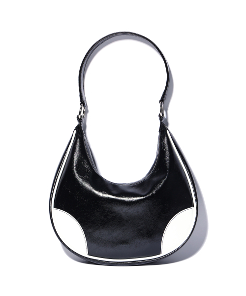 YOUHEE(ユヒ)の「STAR LEATHER HOBO BAG BLACK(ショルダーバッグ・レディース・その他・FREE)」の8枚目の写真
