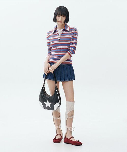 YOUHEE(ユヒ)の「STAR LEATHER HOBO BAG BLACK(ショルダーバッグ・レディース・その他・FREE)」の14枚目の写真