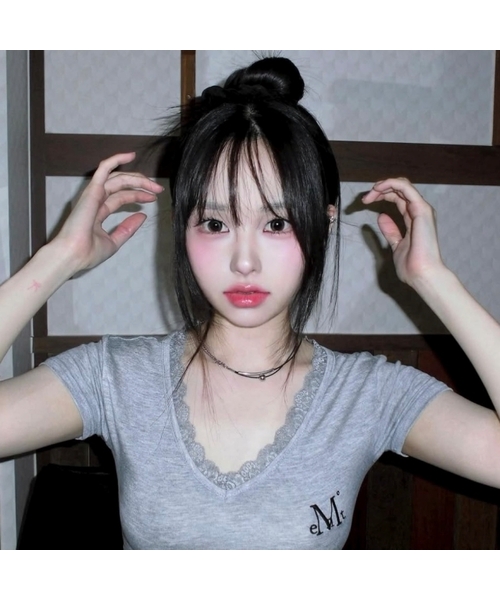 MUCENT（ムセント）の「サニアレースVネック半袖Tシャツ（3カラー）（Tシャツ/カットソー・レディース・ブラック/グレー/アイボリー・FREE）」の3枚目の写真