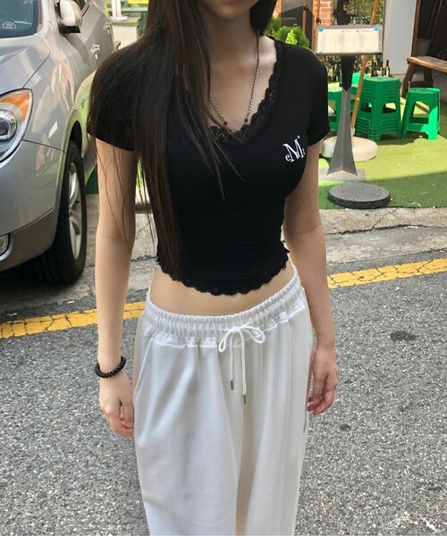 MUCENT（ムセント）の「サニアレースVネック半袖Tシャツ（3カラー）（Tシャツ/カットソー・レディース・ブラック/グレー/アイボリー・FREE）」の18枚目の写真