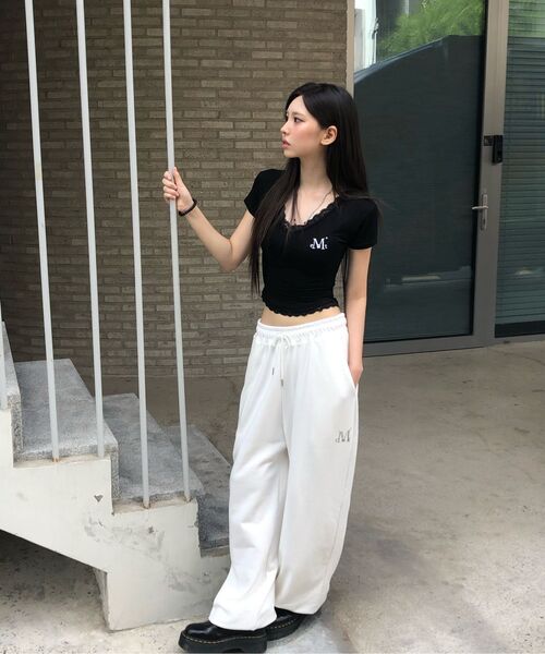 MUCENT（ムセント）の「サニアレースVネック半袖Tシャツ（3カラー）（Tシャツ/カットソー・レディース・ブラック/グレー/アイボリー・FREE）」の17枚目の写真