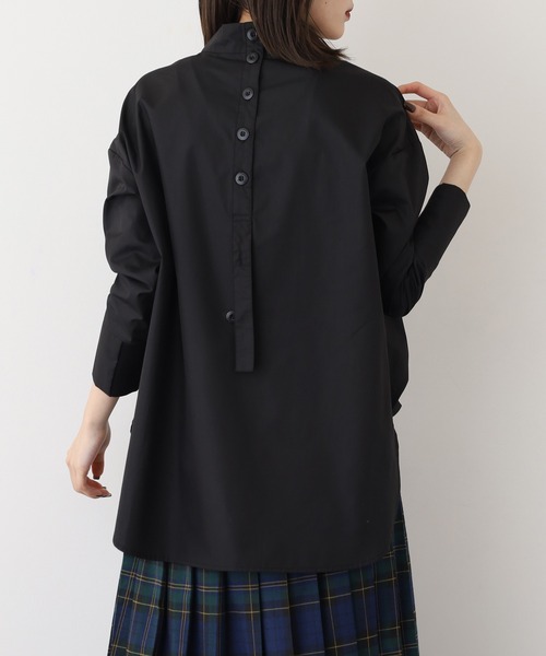Anna Nicola（アンナニコラ）の「Anna Nicola バックボタンディテールブラウス（シャツ/ブラウス・レディース・ベージュ/ブラック・38）」の12枚目の写真