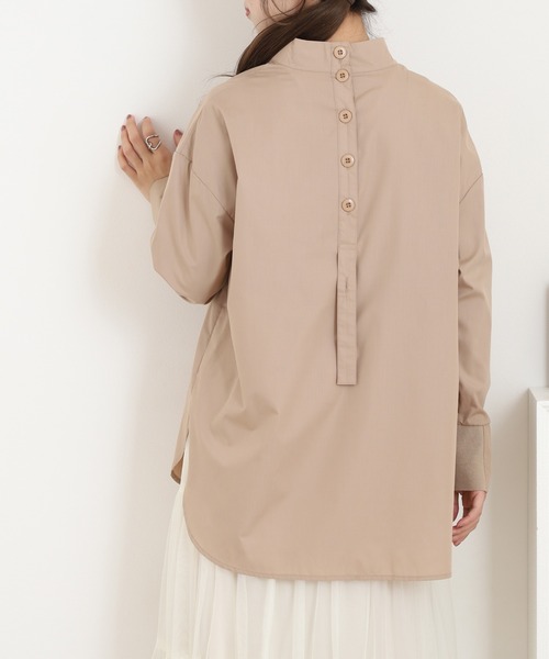 Anna Nicola（アンナニコラ）の「Anna Nicola バックボタンディテールブラウス（シャツ/ブラウス・レディース・ベージュ/ブラック・38）」の19枚目の写真