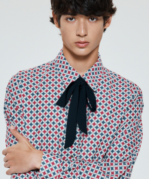 UNTAGE(アンテージ)の「レトロBブロックプリントシャツ(ユニセックス)_UTS-FS28(シャツ/ブラウス・メンズ・その他・LARGE/MEDIUM/SMALL)」の5枚目の写真