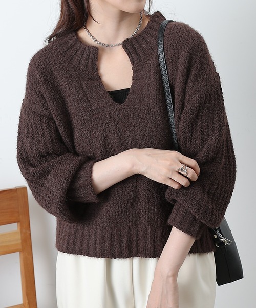 COLONY 2139（コロニートゥーワンスリーナイン）の「モールフェザー柄