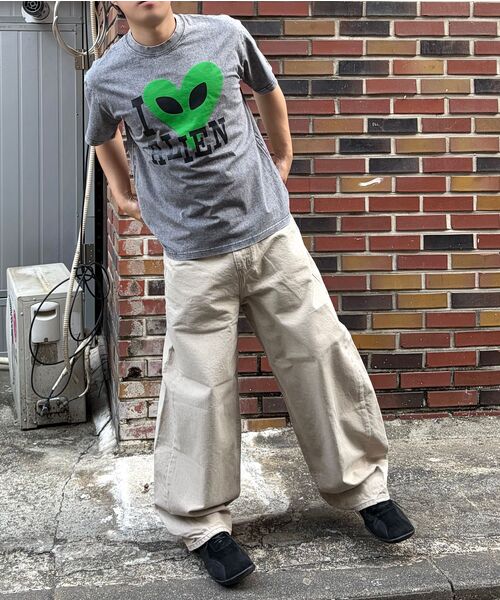 NOUN(ノウン)の「wide curved denim pants (sand beige)(デニムパンツ・メンズ・その他・0/1/2)」の12枚目の写真