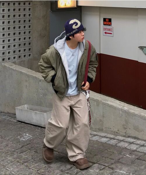 NOUN(ノウン)の「wide curved denim pants (sand beige)(デニムパンツ・メンズ・その他・0/1/2)」の14枚目の写真
