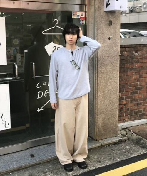 NOUN(ノウン)の「wide curved denim pants (sand beige)(デニムパンツ・メンズ・その他・0/1/2)」の19枚目の写真
