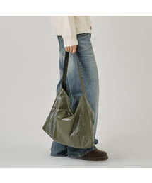 THE-ABON（エイボン）の「フィオ フェイクレザーショルダーバッグ カーキ（ショルダーバッグ）」