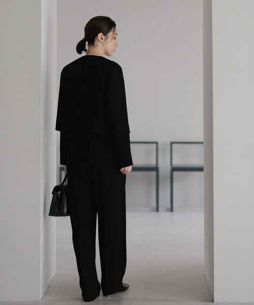 Andemiu（アンデミュウ）の「【WEB限定/T.P.O/2026】ストレートパンツ607876（スラックス・レディース・ネイビー/ブラック系1・LARGE/MEDIUM/SMALL）」の14枚目の写真