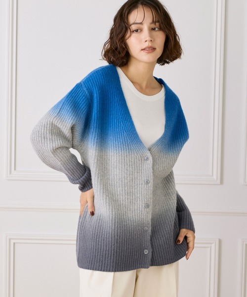 INED（イネド）の「グラデーションカーディガン《YVON》（ニット/セーター・レディース・ブルー/ブラウン・9号）」の2枚目の写真