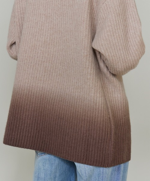 INED（イネド）の「グラデーションカーディガン《YVON》（ニット/セーター・レディース・ブルー/ブラウン・9号）」の17枚目の写真