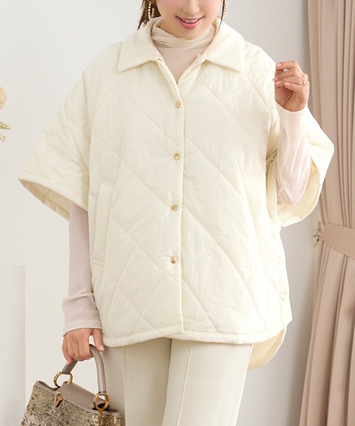 Prima Scherrer(プリマシェレル)の「ファー付き キルティング ポンチョ コート Prima Scherrer(ポンチョ・レディース・ホワイト・フリー)」の4枚目の写真