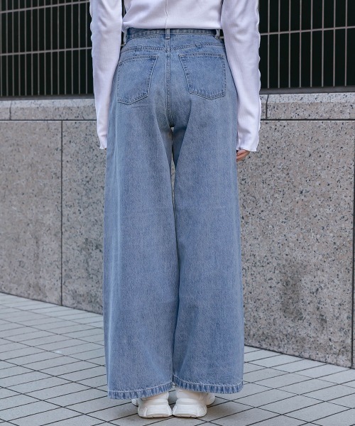 slattgir（スラットジール）の「高身長　サイドＶラインデニムワイドパンツ（トールサイズ）Essenave（その他パンツ・レディース・ブラック/ブルー・88/84/80/76/73/70/67/64）」の3枚目の写真