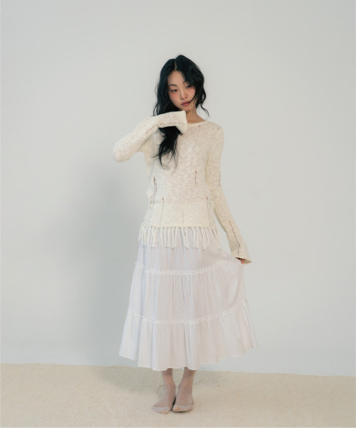 ZIZEMUSEUM(ジゼミュージアム)の「JACQUARD TIERED SKIRT (WHITE)(スカート・レディース・その他・SMALL/MEDIUM/LARGE)」の2枚目の写真