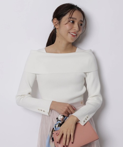 JUSGLITTY（ジャスグリッティー）の「ケープオフショルニット（ニット