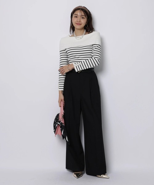 JUSGLITTY（ジャスグリッティー）の「ケープオフショルニット（ニット/セーター・レディース・ピンク系その他/ブラック系その他2/ホワイト/ミント/ブラック系その他・2）」の7枚目の写真