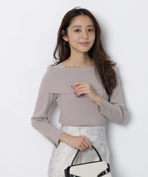 JUSGLITTY（ジャスグリッティー）の「ケープオフショルニット（ニット/セーター・レディース・ピンク系その他/ブラック系その他2/ホワイト/ミント/ブラック系その他・2）」の12枚目の写真