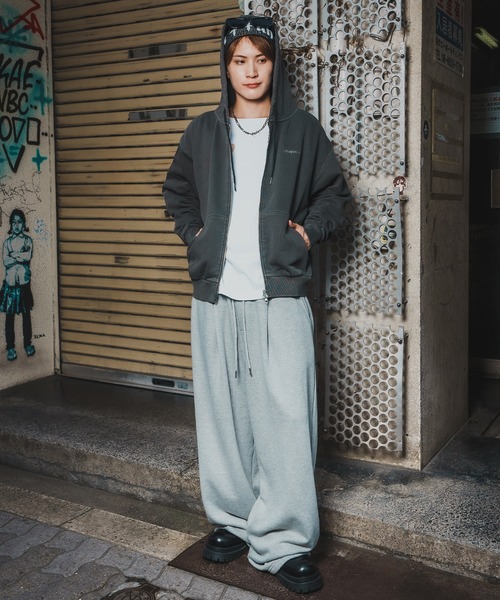 En serio TOKYO（エンソリオトーキョー）の「【SIDEWAYSTANCE】ピグメント裏毛ジップパーカー（パーカー・メンズ・ブラウン/ブラック・SMALL/MEDIUM/X-LARGE/LARGE）」の5枚目の写真