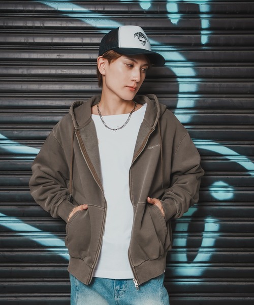 En serio TOKYO（エンソリオトーキョー）の「【SIDEWAYSTANCE】ピグメント裏毛ジップパーカー（パーカー・メンズ・ブラウン/ブラック・SMALL/MEDIUM/X-LARGE/LARGE）」の7枚目の写真