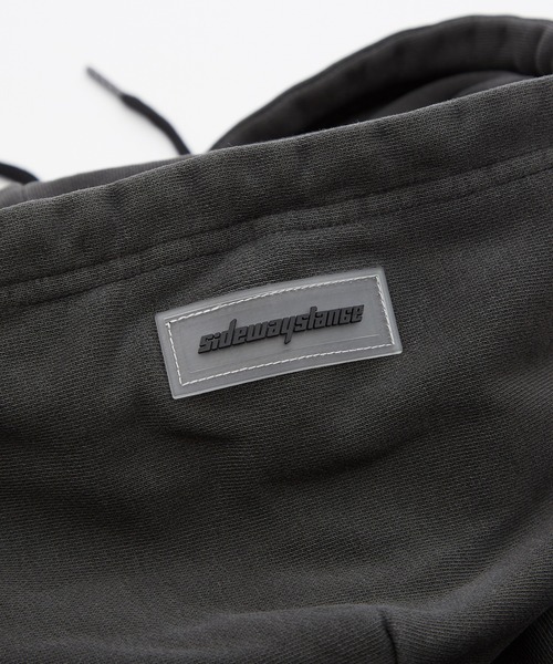 En serio TOKYO（エンソリオトーキョー）の「【SIDEWAYSTANCE】ピグメント裏毛ジップパーカー（パーカー・メンズ・ブラウン/ブラック・SMALL/MEDIUM/X-LARGE/LARGE）」の18枚目の写真