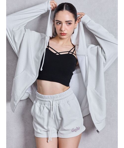 GYDA（ジェイダ）の「NEW BACK GYDAラインストーンラメパーカー