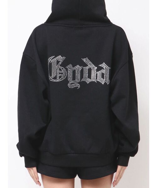 GYDA(ジェイダ)の「BACK GYDAラインストーンラメパーカー【セットアップ着用可能】(パーカー・レディース・その他1/ライトグレー/オフホワイト/ブラック・FREE)」の11枚目の写真