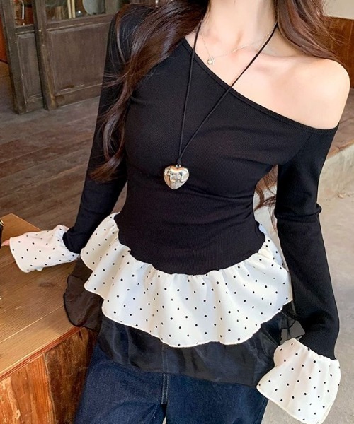 SHEENA(シーナ)の「ドットフリルティアードワンショルトップス(Tシャツ/カットソー・レディース・ライトブルー/ブラック・M)」の2枚目の写真