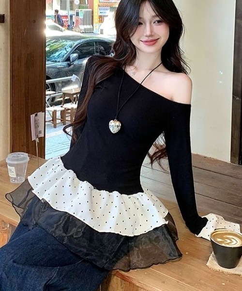SHEENA(シーナ)の「ドットフリルティアードワンショルトップス(Tシャツ/カットソー・レディース・ライトブルー/ブラック・M)」の21枚目の写真