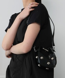 Ulysses（ユリシス）の「スタッズハーフムーンマイクロバッグ（ハンドバッグ）」