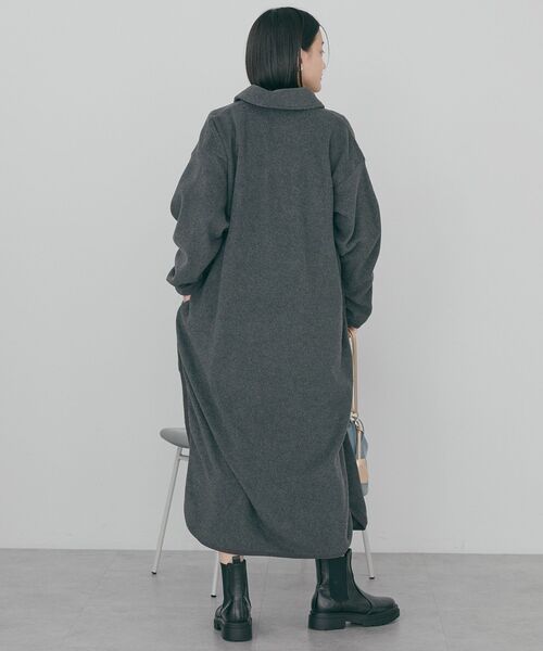 AMERICAN HOLIC(アメリカンホリック)の「ハーフスナップフリースワンピース(ワンピース・レディース・ネイビー/ベージュ/チャコールグレー・FREE)」の6枚目の写真