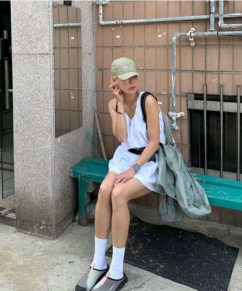 MUSINSA STANDARD WOMAN（ムシンサスタンダードウーマン）の「ウィメンズシアーフードパーカージャケット [ミントグレー]（ナイロンジャケット・レディース・その他・S/M/L）」の16枚目の写真