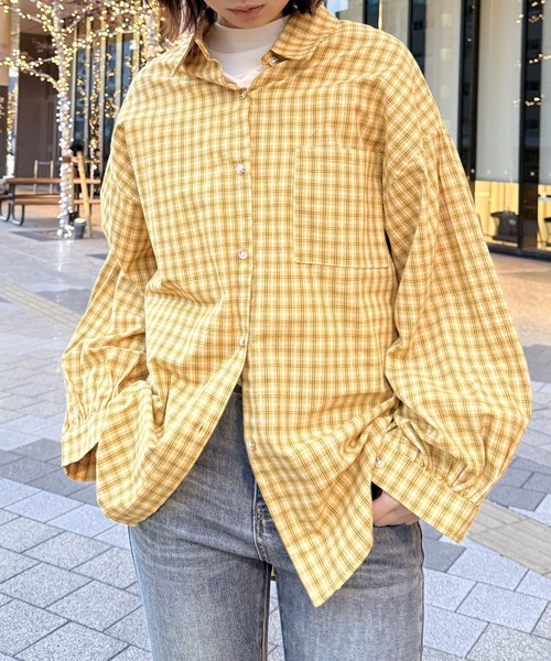 aimoha(アイモハ)の「オーバーサイズチェックシャツ(シャツ/ブラウス・レディース・イエロー/ライトブルー/グリーン・FREE)」の3枚目の写真