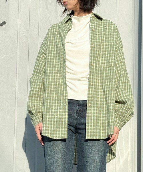aimoha(アイモハ)の「オーバーサイズチェックシャツ(シャツ/ブラウス・レディース・イエロー/ライトブルー/グリーン・FREE)」の2枚目の写真